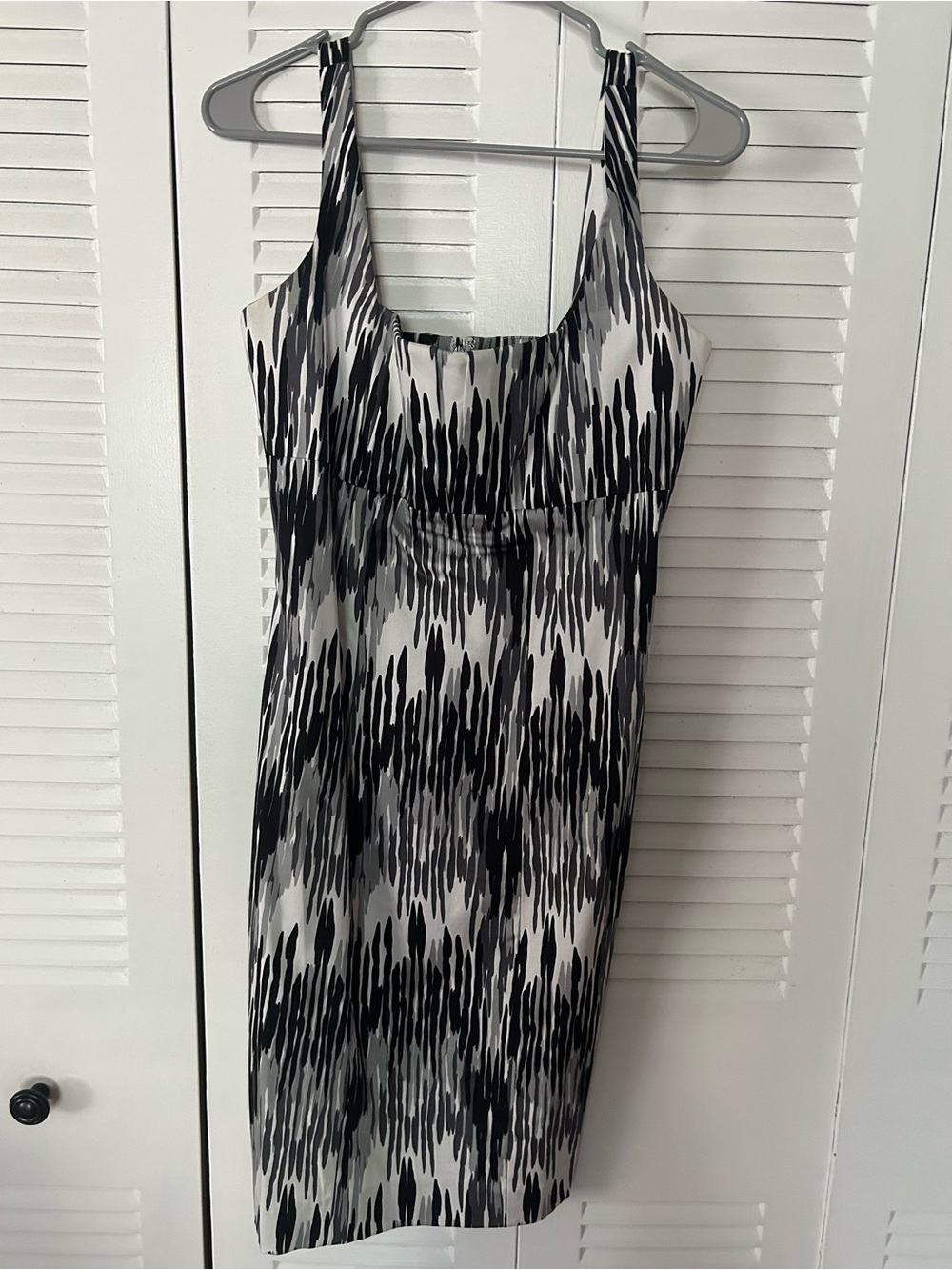 Calvin Klein Black and White Abstract Print Sleeveless Dress
